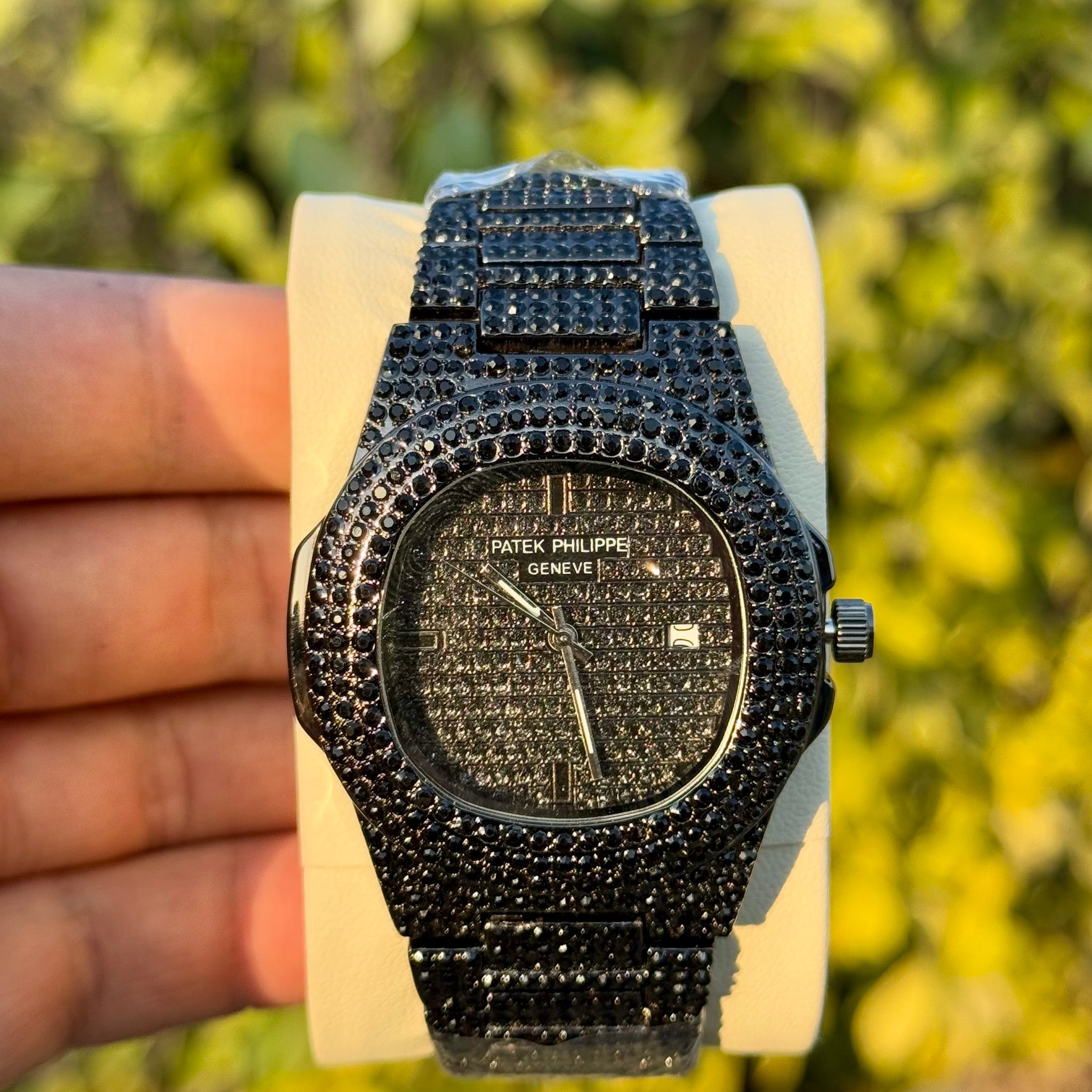 Black Diamond Watch with permuim box